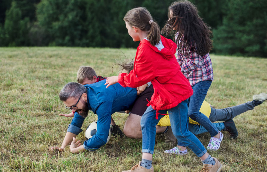 sos-feriendorf-arbeit-mit-kindern-paedagogische-mitarbeiter-gesucht-caldonazzo SOS-Feriendorf Caldonazzo: Arbeite mit uns: Wir suchen Mitarbeiter für Sommer Freizeitaktivitäten.